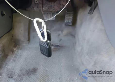 2007 Ford Mustang V6 Deluxe/V6 Premium z USA, uszkodzony, nr VIN 1ZVFT80N175215067